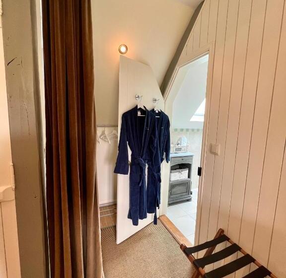 膳宿费 Ailleurs Sous Les Etoiles