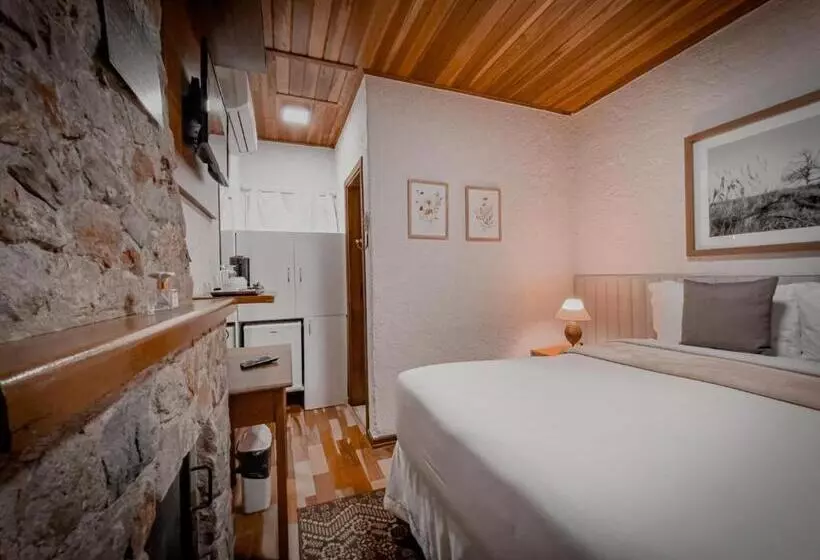 Retkeilymaja La Bella Monte Verde