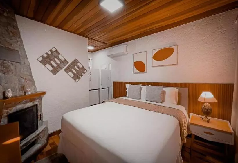 Retkeilymaja La Bella Monte Verde