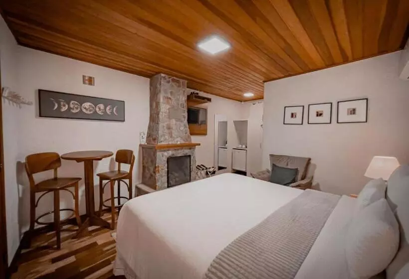 Retkeilymaja La Bella Monte Verde