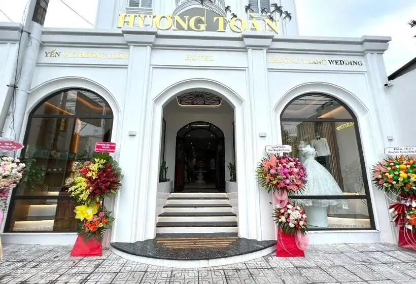 هتل Hương Toàn 2