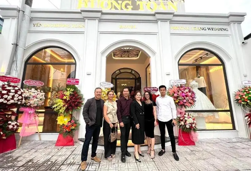 هتل Hương Toàn 2