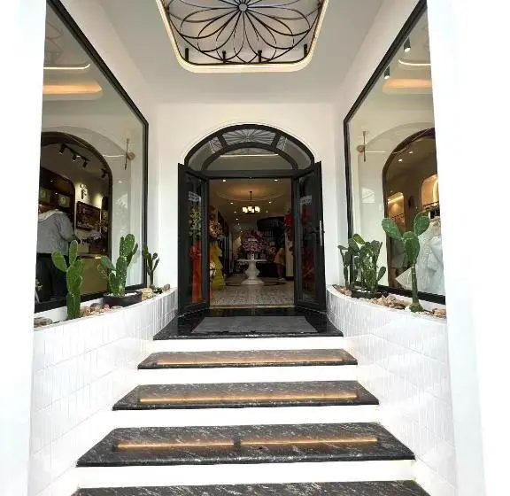 هتل Hương Toàn 2