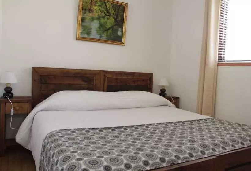 پانسیون Room In Lodge   Iii Valparaluz House 4 People, Private Bathroom