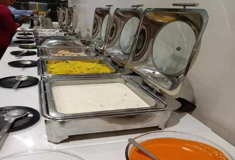 The Sky Land Hotel & Restaurant