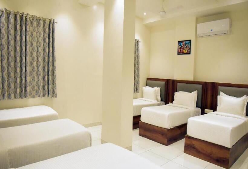 The Sky Land Hotel & Restaurant