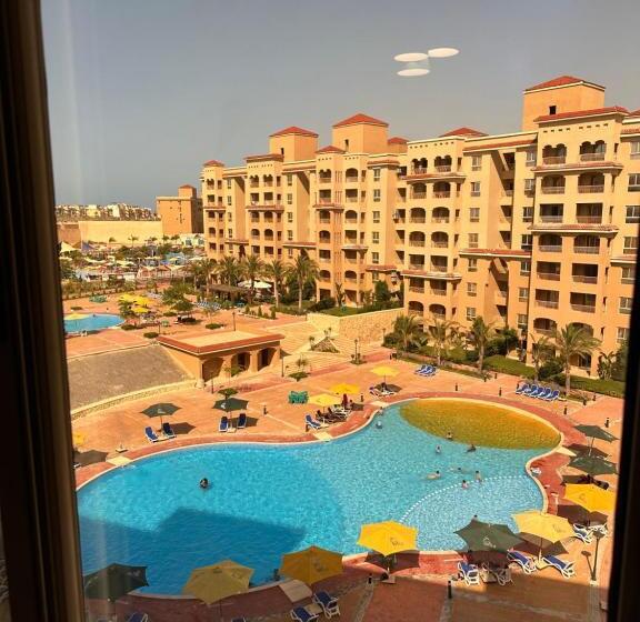 قريه اكوا فيو الساحل الشمالي