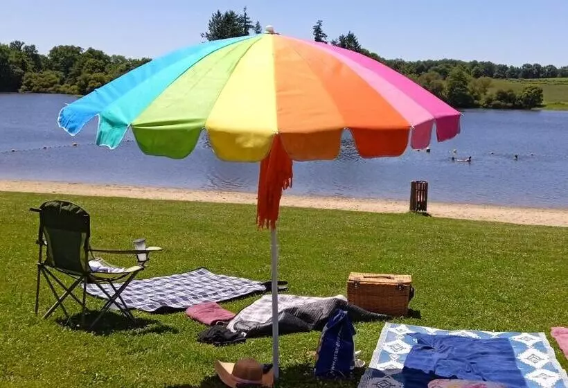 ベッドアンドブレックファースト Le Chalet Du Coin