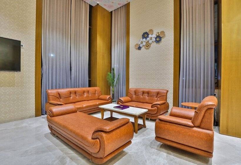 Fabhotel Prime Empyrean