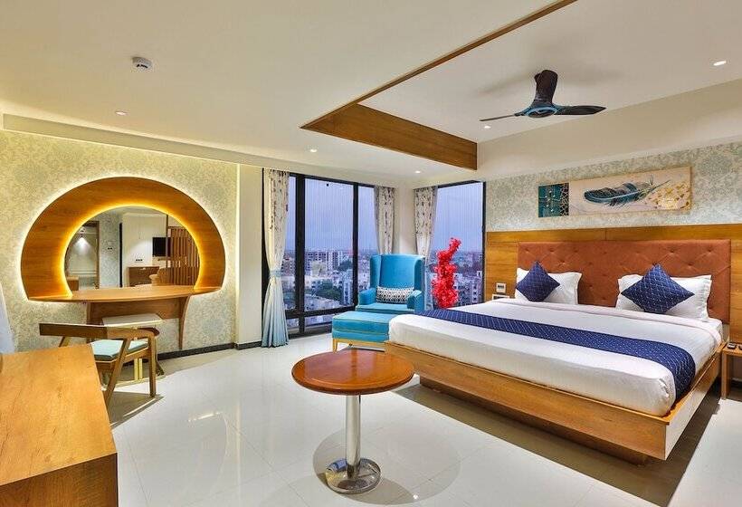 Fabhotel Prime Empyrean