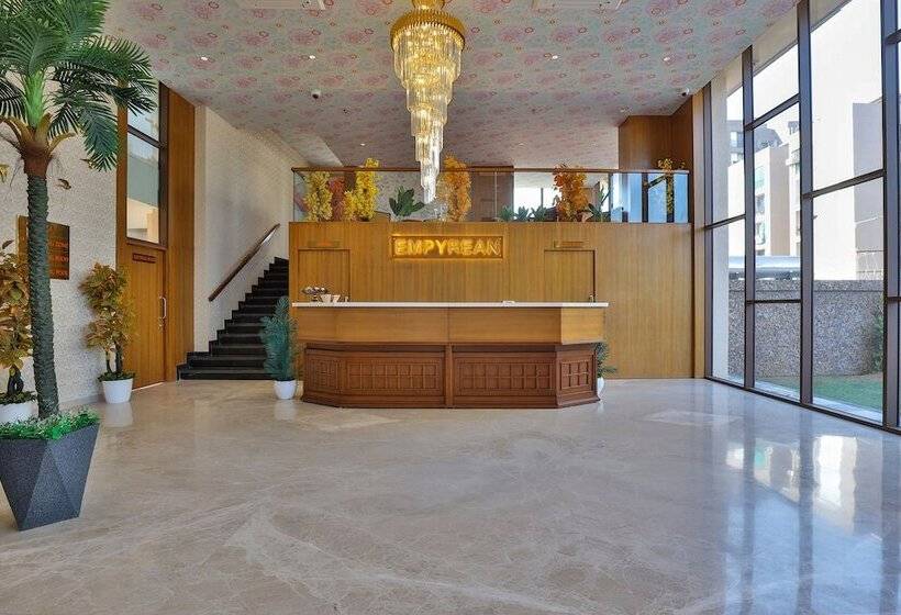 Fabhotel Prime Empyrean