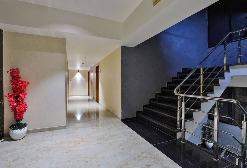 Fabhotel Prime Empyrean