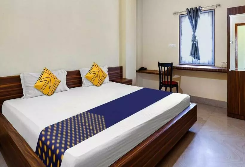 Hotelli Spot On 81234 Gb Guest House