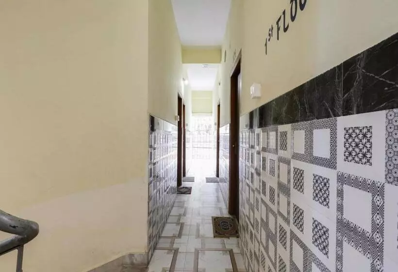 Hotelli Spot On 81234 Gb Guest House