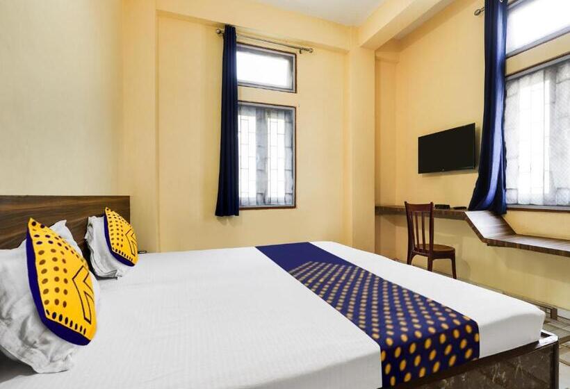 酒店 Spot On 81234 Gb Guest House