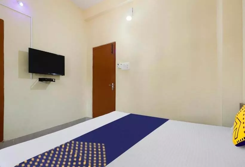 Hotelli Spot On 81234 Gb Guest House