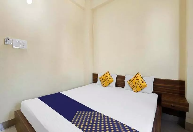 Hotelli Spot On 81234 Gb Guest House