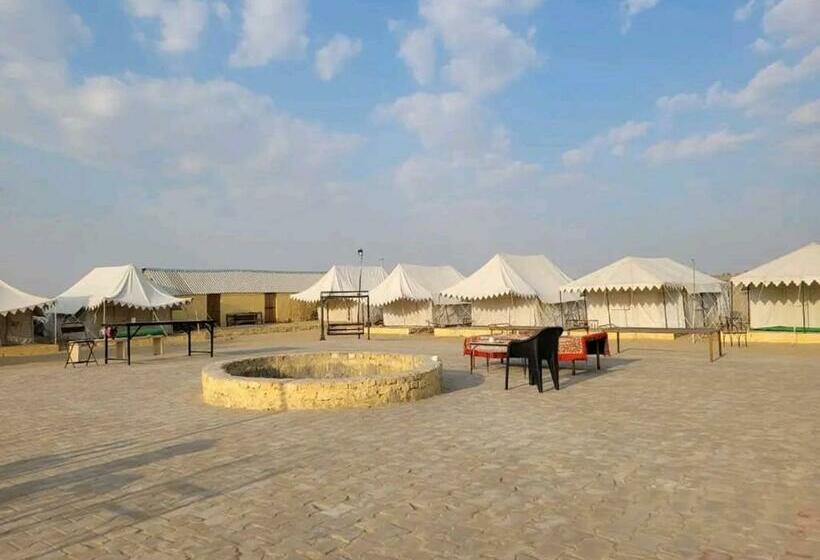 리조트 Hindustan Desert Camp