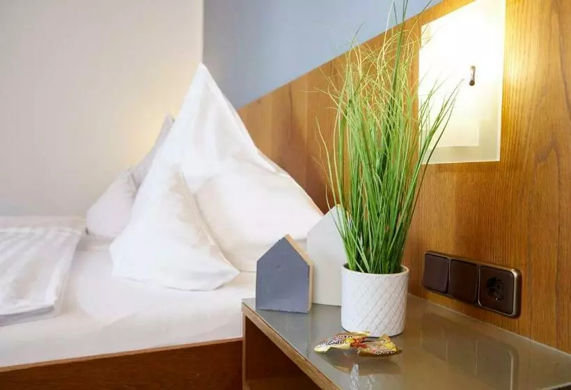 Retkeilymaja Gästehaus Am Landhaus Friedrichsfehn