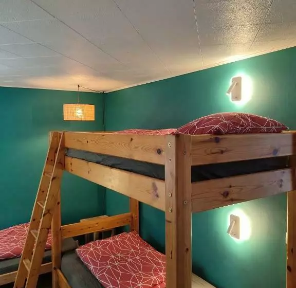 Auberge La Petite Sirène   Gr34 Landévennec