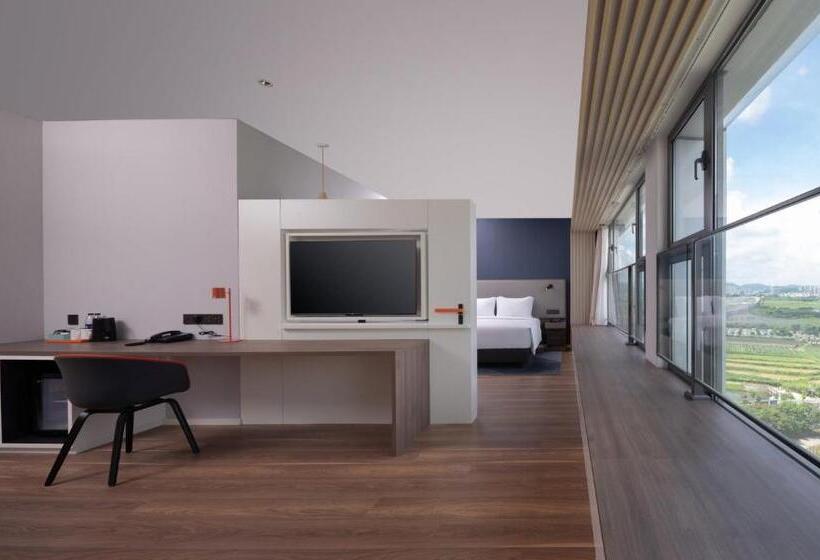 בית מלון כפרי Holiday Inn Express Shenzhen Guangming Cloud Park, An Ihg