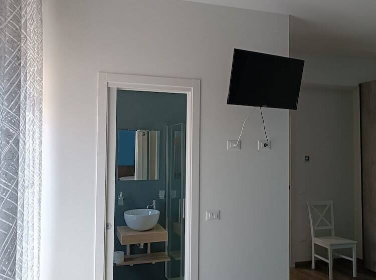 بنسيون Dalie S House San Leone Centro