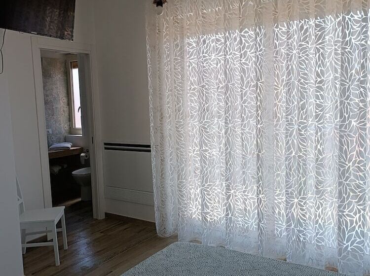 بنسيون Dalie S House San Leone Centro