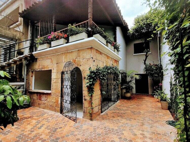 تختخواب و صبحانه Casa Sab   San Fernando