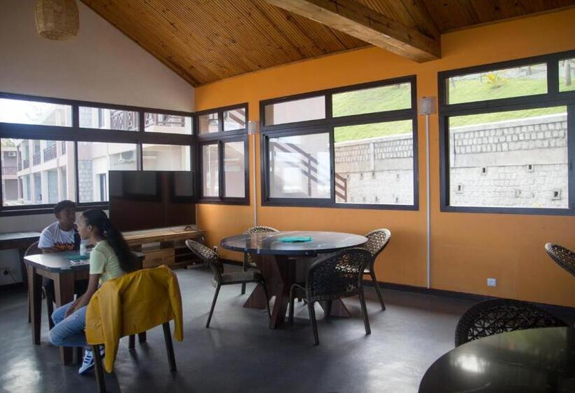 هتل Ankoba Beach Hôtel