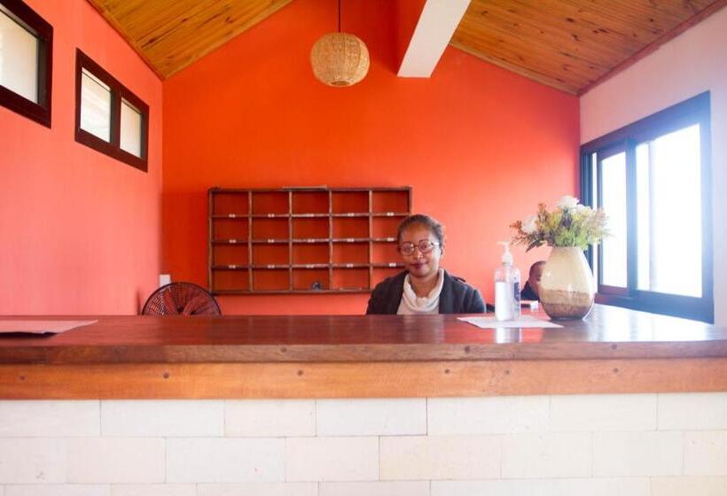 هتل Ankoba Beach Hôtel