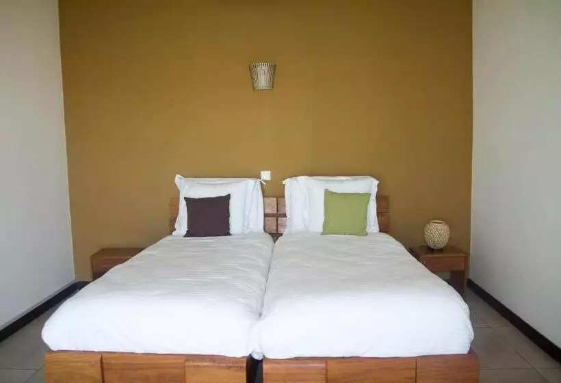 هتل Ankoba Beach Hôtel