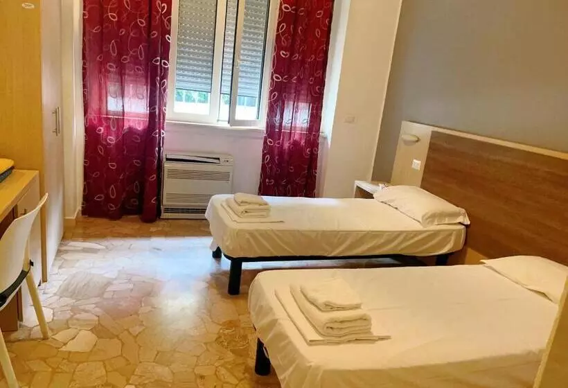 هتل Bissi