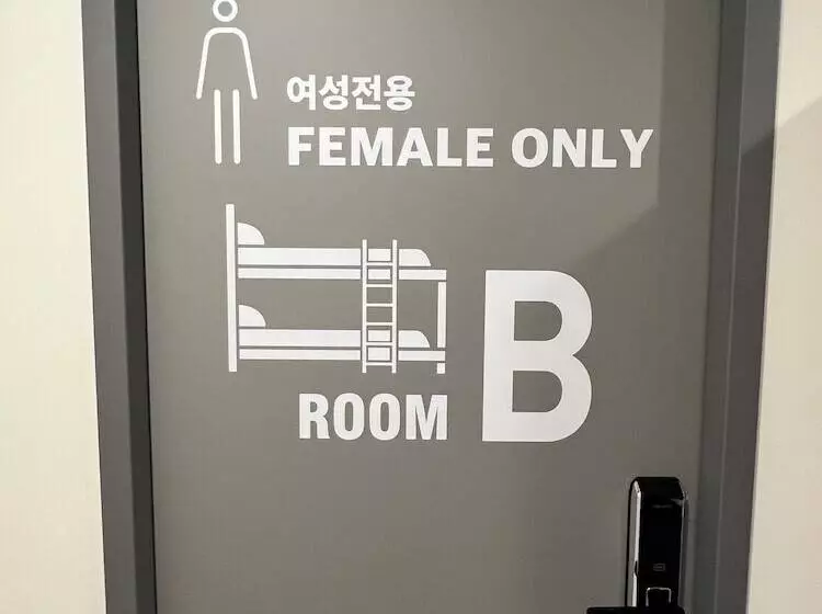 カプセルホテル Seoul Cube Jongro