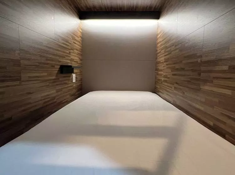 カプセルホテル Seoul Cube Jongro