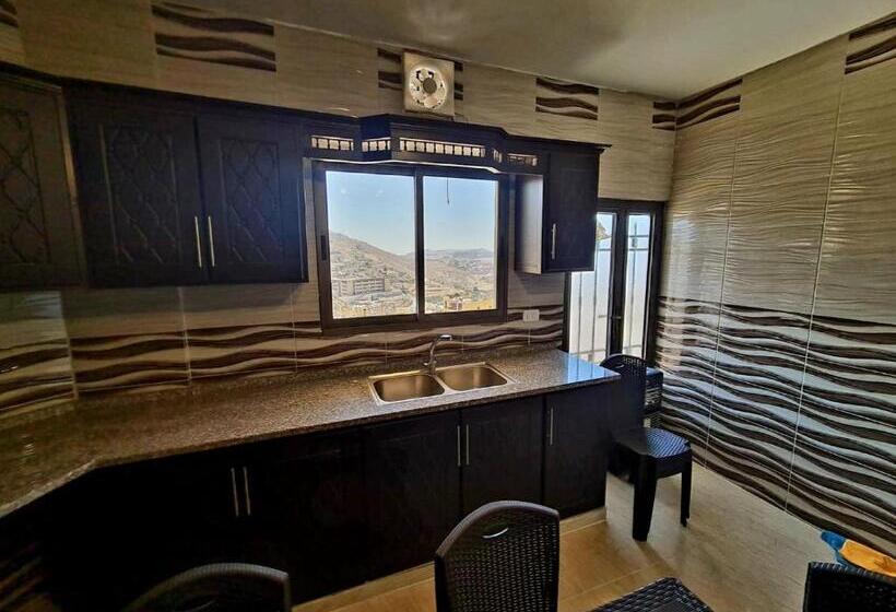 Petra Sunset Bed & Breakfast