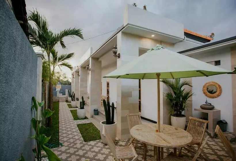 Seven Angels Villa And Hostel
