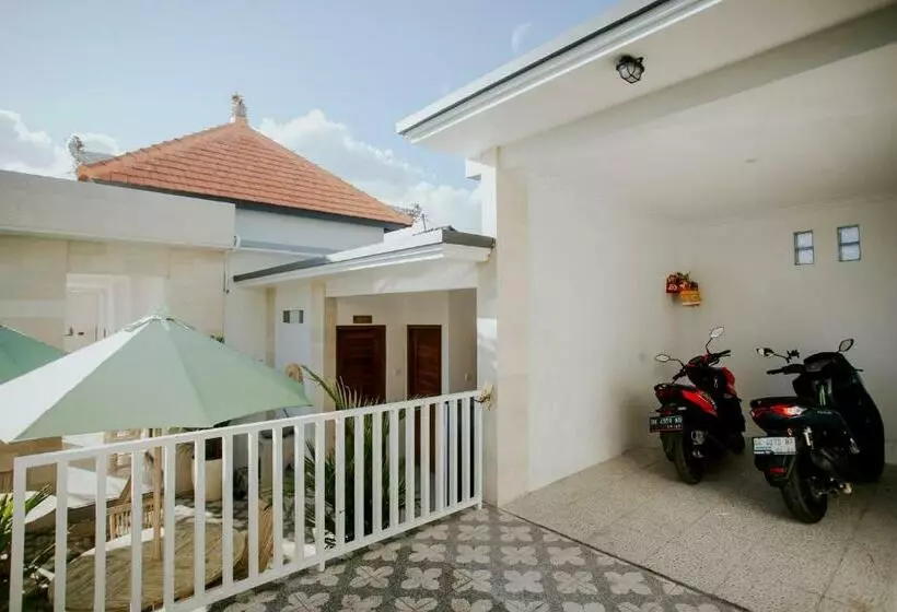 Seven Angels Villa And Hostel