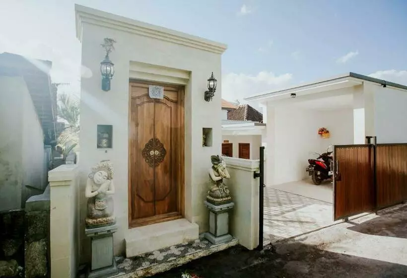 Seven Angels Villa And Hostel