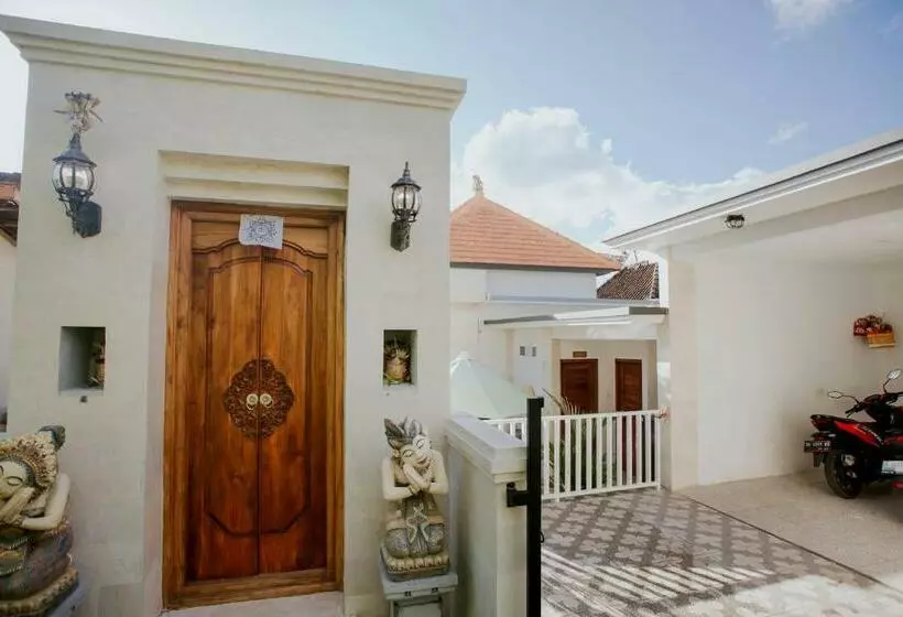 Seven Angels Villa And Hostel