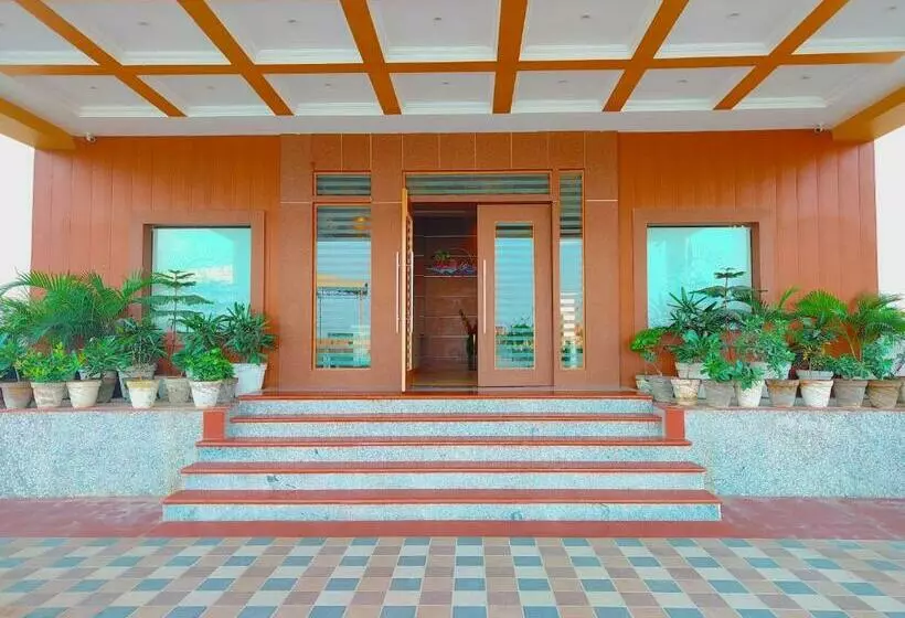 Avadh Sunshine Palace Hotel And Resort