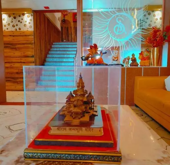 Avadh Sunshine Palace Hotel And Resort