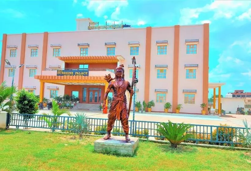 Avadh Sunshine Palace Hotel And Resort