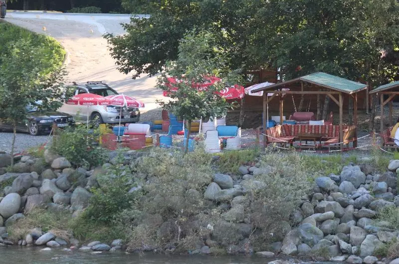 Aamiaismajoitus (B&B) Gurgula Bungalov