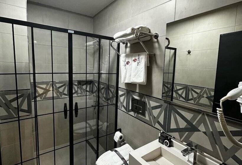 هتل The Great Airport