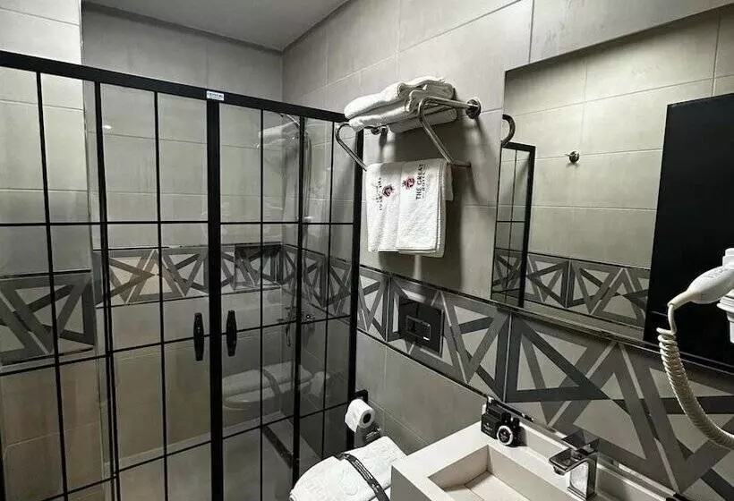 Hotelli The Great Airport