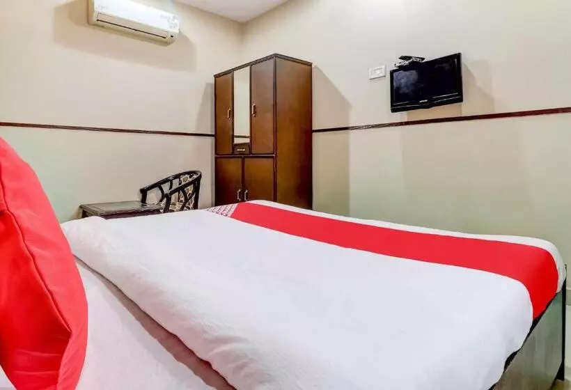 Oyo Hotel City Palace