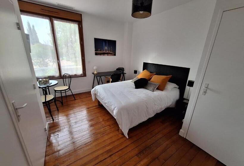 פנסיון La Maison Partagée D Arlac