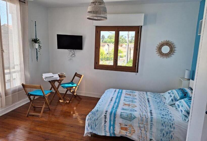 פנסיון La Maison Partagée D Arlac