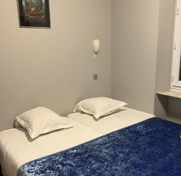 Arcotel Cannes 4 Minutes Du Palais Des Festivals New Management New Team Old Revievv