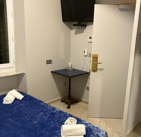 Arcotel Cannes 4 Minutes Du Palais Des Festivals New Management New Team Old Revievv